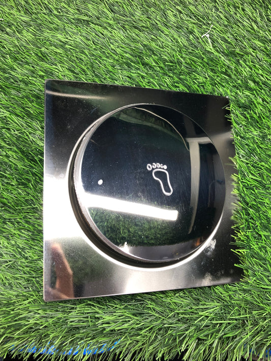 Bathroom Foot Press 6x6"